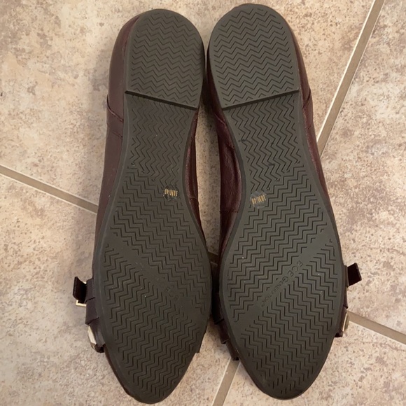 BCBGeneration Flats NWOT - Picture 5 of 5